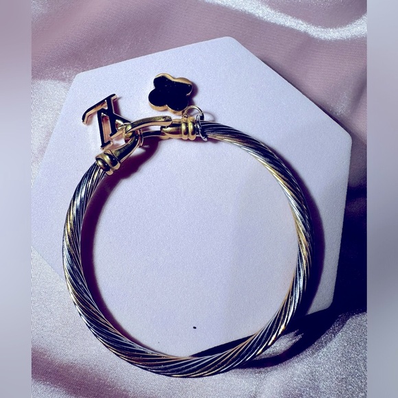 LV Red colored Zipper Pull Charm Authentic Louis Vuitton Charm - Picture 13 of 14